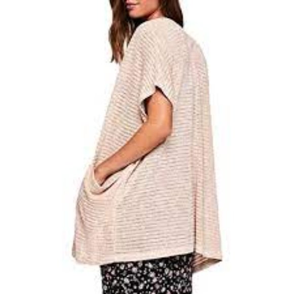 NWT BCBGeneration Rose Smoke Open Front Blanket Knit Sleeveless Cover-Up XS - Picture 3 of 12
